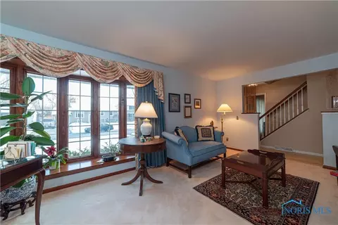 882 Maple Ln, Waterville, OH 43566 photo 5