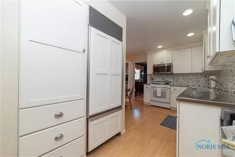 882 Maple Ln, Waterville, OH 43566 photo 8