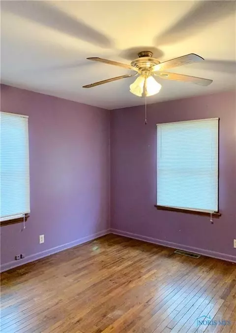 865 E High St, Bryan, OH 43506 photo 14