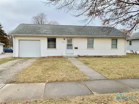 865 E High St, Bryan, OH 43506 photo 1