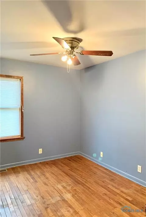 865 E High St, Bryan, OH 43506 photo 12