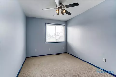 509 Thackeray Rd, Maumee, OH 43537 photo 27