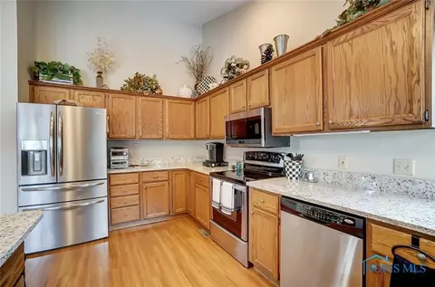 509 Thackeray Rd, Maumee, OH 43537 photo 18