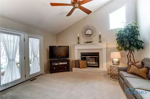 509 Thackeray Rd, Maumee, OH 43537 photo 8