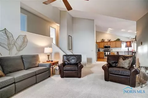 509 Thackeray Rd, Maumee, OH 43537 photo 12