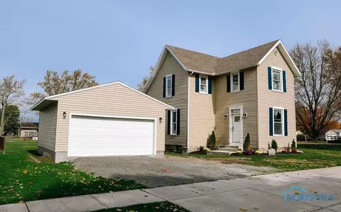 216 E Perrin Ave, Mccomb, OH 45858 photo 2
