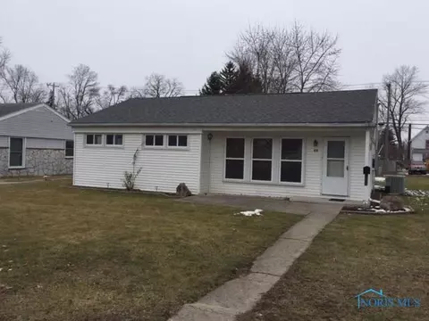 810 S Walnut St, Bryan, OH 43506 photo 1