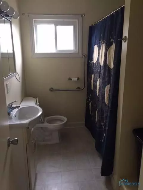 810 S Walnut St, Bryan, OH 43506 photo 9