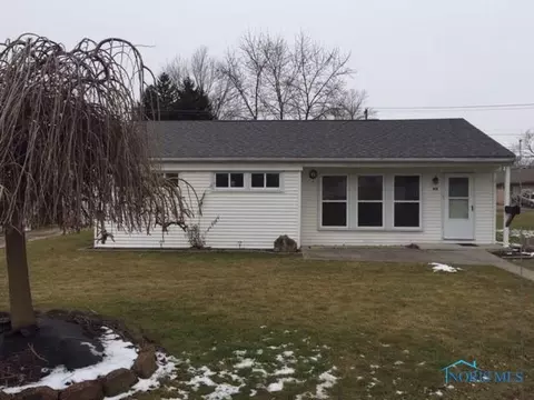 810 S Walnut St, Bryan, OH 43506 photo 2