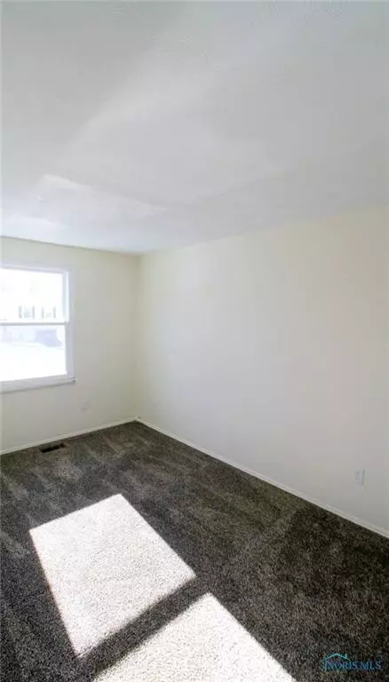 4226 Wickford Point Dr, Toledo, OH 43607 photo 16