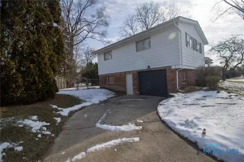 820 Phillips St, Maumee, OH 43537 photo 6