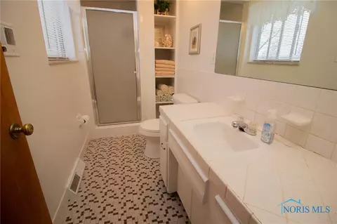 820 Phillips St, Maumee, OH 43537 photo 26