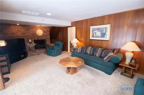 820 Phillips St, Maumee, OH 43537 photo 30