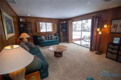 820 Phillips St, Maumee, OH 43537 photo 28