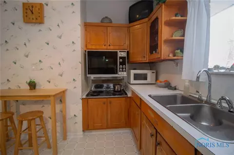 820 Phillips St, Maumee, OH 43537 photo 15