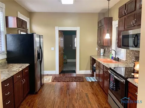 804 E Main St, Ottawa, OH 45875 photo 3