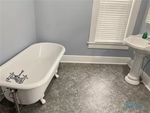 804 E Main St, Ottawa, OH 45875 photo 16