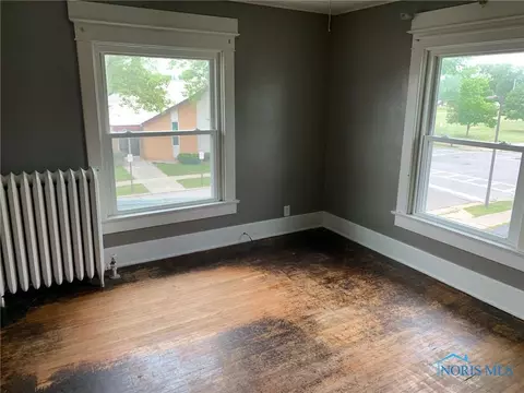 216 E Butler St, Bryan, OH 43506 photo 10