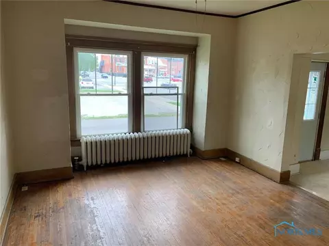 216 E Butler St, Bryan, OH 43506 photo 4