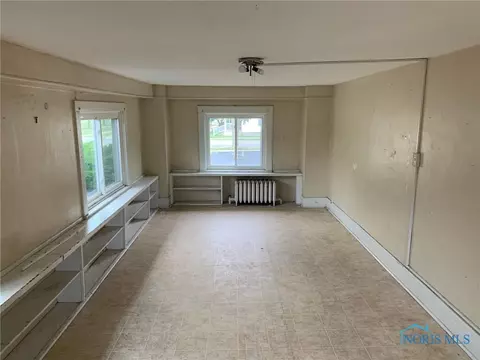 216 E Butler St, Bryan, OH 43506 photo 5