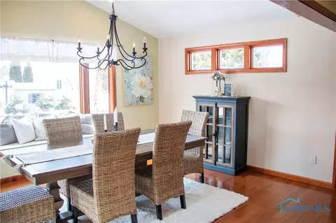 2229 Maple Tree Dr, Maumee, OH 43537 photo 14