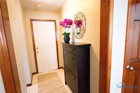 2229 Maple Tree Dr, Maumee, OH 43537 photo 27