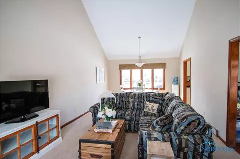2229 Maple Tree Dr, Maumee, OH 43537 photo 35