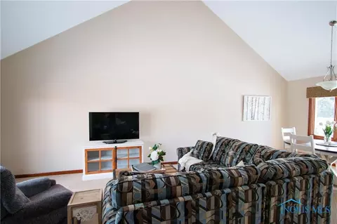 2229 Maple Tree Dr, Maumee, OH 43537 photo 34