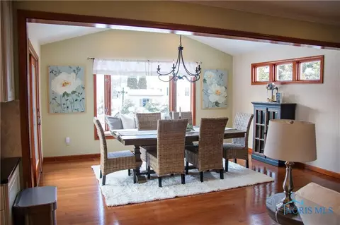 2229 Maple Tree Dr, Maumee, OH 43537 photo 10