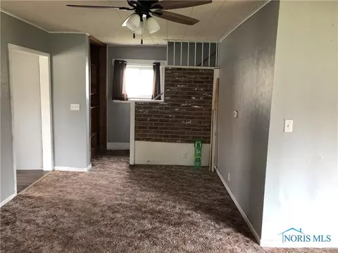 415 S Walnut St, Bryan, OH 43506 photo 7