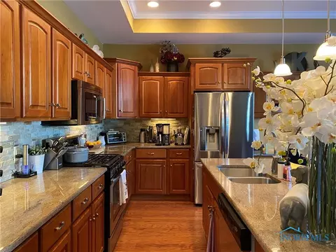 3901 Coventry Ln, Huron, OH 44839 photo 1