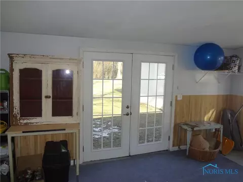 609 E Chestnut St, Wauseon, OH 43567 photo 28