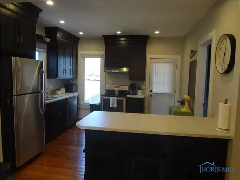 609 E Chestnut St, Wauseon, OH 43567 photo 7