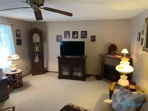 245 Town Line Rd, Bryan, OH 43506 photo 3