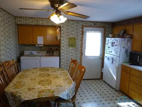 129 Oak St, Leipsic, OH 45856 photo 7