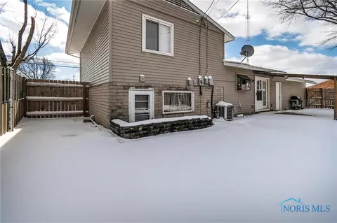 201 Harrison, Walbridge, OH 43465 photo 18