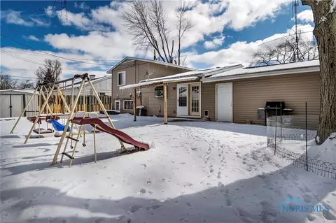 201 Harrison, Walbridge, OH 43465 photo 17