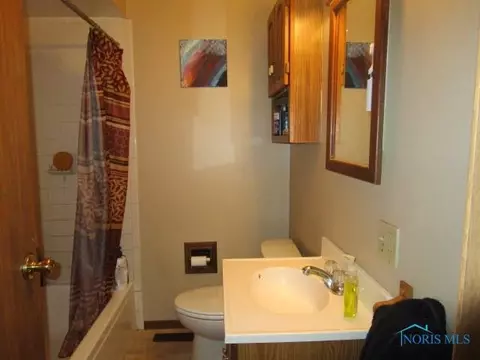 1831 Pilgrim Rd, Toledo, OH 43607 photo 5