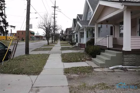 2013 Clinton St, Toledo, OH 43607 photo 12