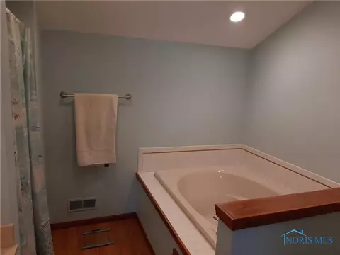 105 Hogan Ln, Bryan, OH 43506 photo 20