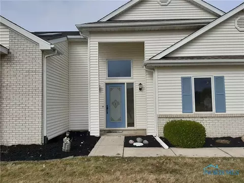 105 Hogan Ln, Bryan, OH 43506 photo 4