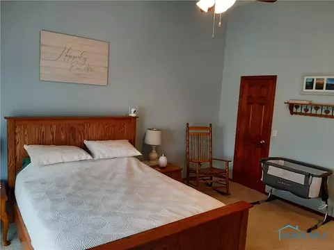 105 Hogan Ln, Bryan, OH 43506 photo 19