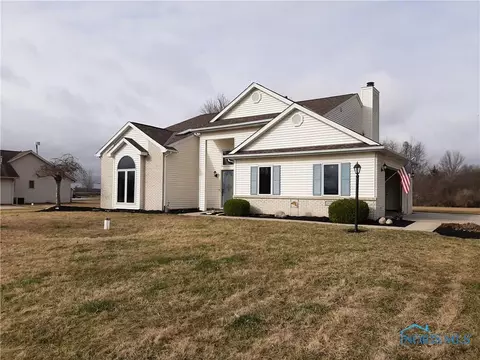 105 Hogan Ln, Bryan, OH 43506 photo 3