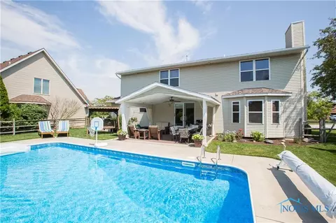 2256 Mapletree Dr, Maumee, OH 43537 photo 8