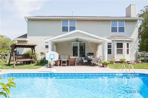 2256 Mapletree Dr, Maumee, OH 43537 photo 10