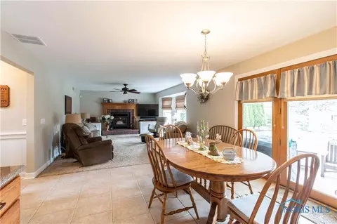 2256 Mapletree Dr, Maumee, OH 43537 photo 23