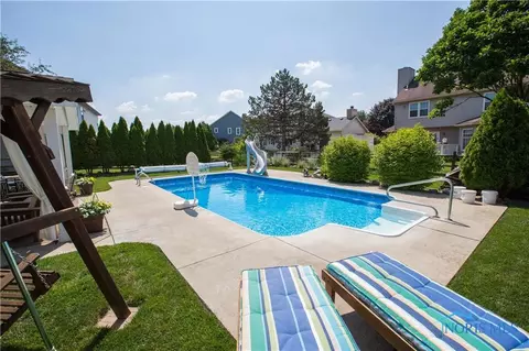 2256 Mapletree Dr, Maumee, OH 43537 photo 14