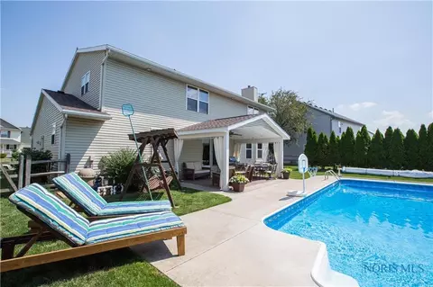 2256 Mapletree Dr, Maumee, OH 43537 photo 13