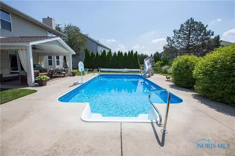 2256 Mapletree Dr, Maumee, OH 43537 photo 12