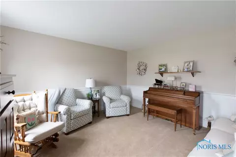 2256 Mapletree Dr, Maumee, OH 43537 photo 15